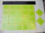 119 st. appelgroene wandtegels, opgelegd motief, 10.8x10.8cm