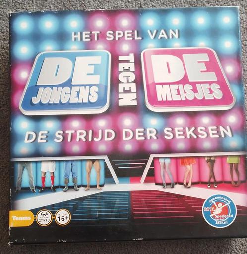 De jongens tegen de meisjes,  bordspel, Hobby en Vrije tijd, Gezelschapsspellen | Bordspellen, Gebruikt, Drie of vier spelers