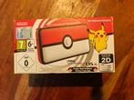 New Nintendo 2DS XL Pokémon PokeBall editie, Spelcomputers en Games, Spelcomputers | Nintendo 2DS en 3DS, Ophalen of Verzenden