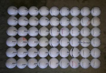 54 stuks Titleist NXT Tour golfballen beschikbaar voor biedingen