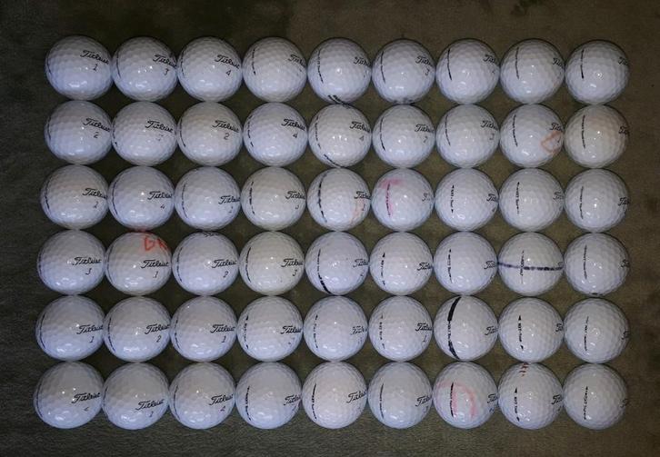 54 stuks Titleist NXT Tour golfballen, Sport en Fitness, Golf, Zo goed als nieuw, Bal(len), Overige merken, Ophalen of Verzenden