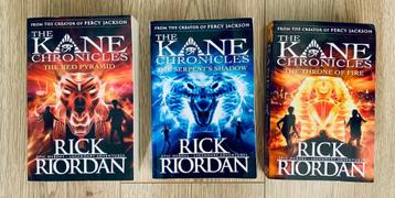 Rick Riordan's Kane Chronicles 3 book series in English beschikbaar voor biedingen