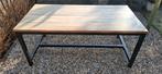 Houten eettafel met zwart metaal onderstel, Huis en Inrichting, Tafels | Eettafels, Ophalen, Gebruikt, 50 tot 100 cm, Metaal