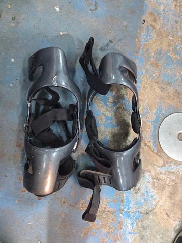 Cti knie braces kniebraces grote maat beschikbaar voor biedingen