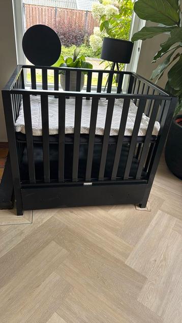 Bopita zwarte box met lade inclusief boxkleed! beschikbaar voor biedingen