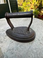 Antiek strijkijzer, Antiek en Kunst, Ophalen of Verzenden
