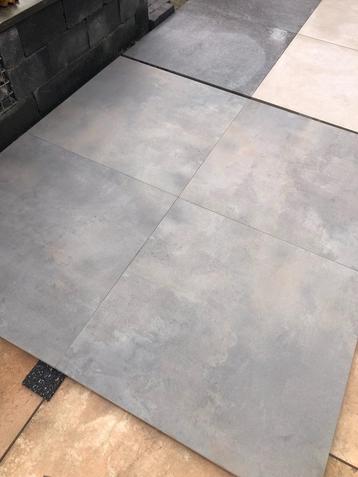 keramische terrastegels 80x80x2 cm diverse kleuren actie beschikbaar voor biedingen