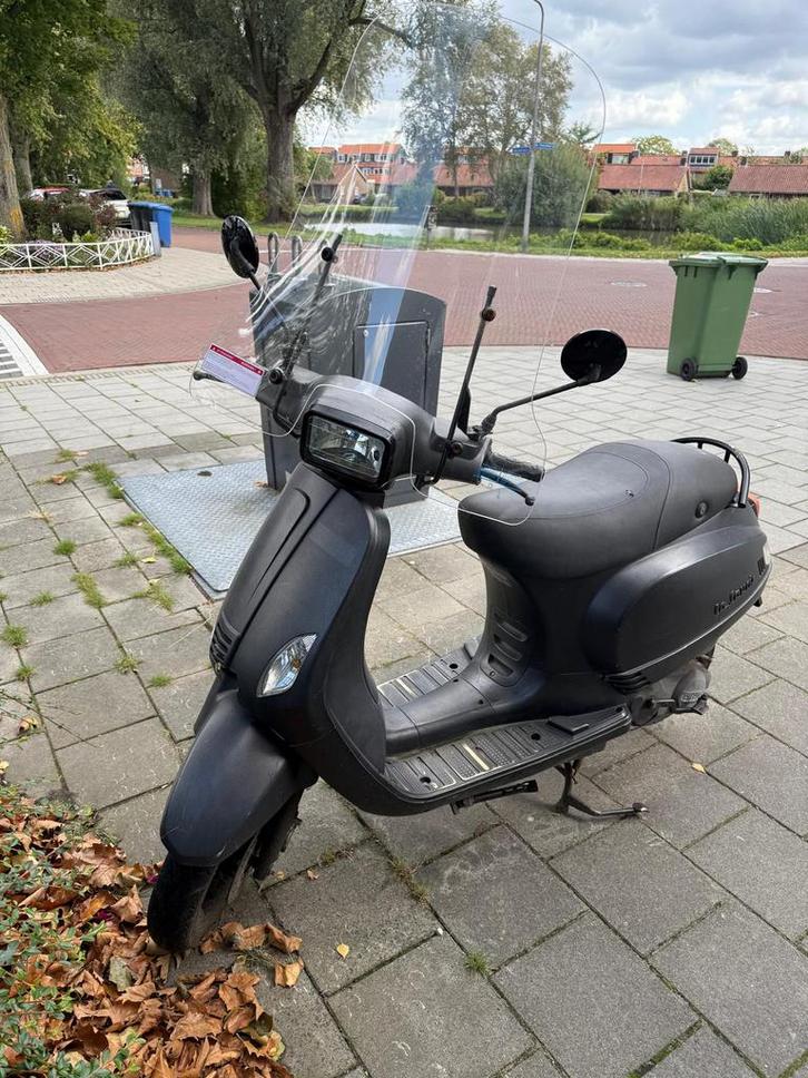 La Souris scooter, Fietsen en Brommers, Snorfietsen en Snorscooters, Gebruikt, Overige merken, Benzine, Ophalen