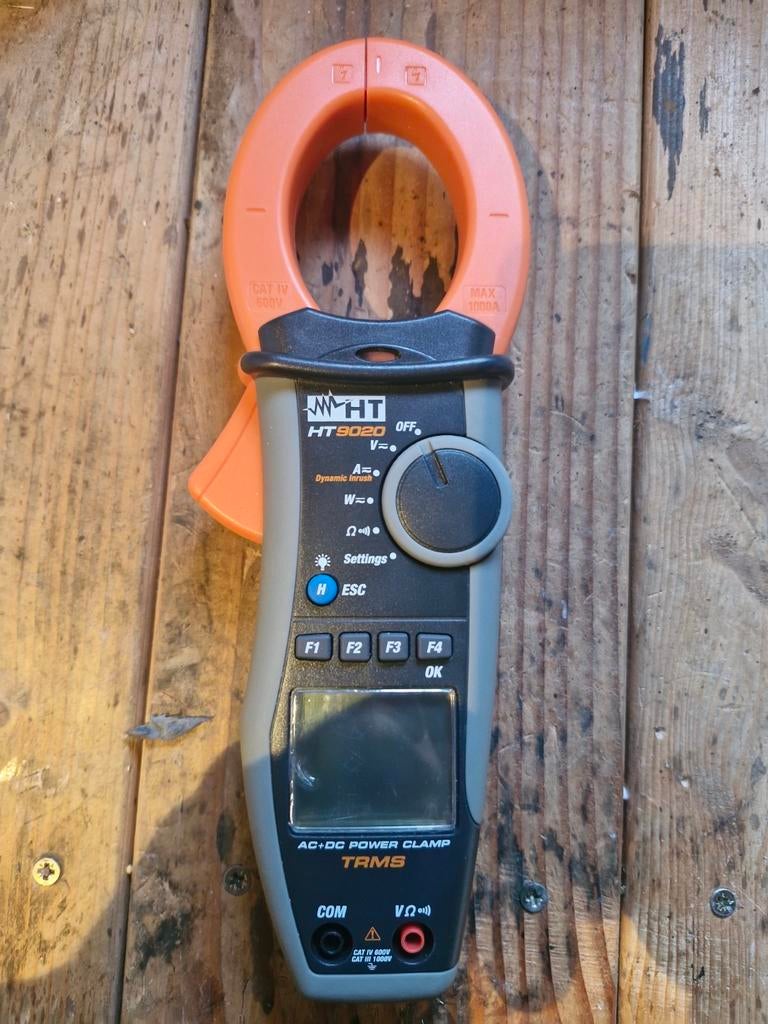 HT Multimeter - Perfect voor Elektriciens!, Ophalen of Verzenden, Gebruikt, Multimeter