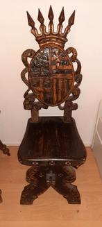 antieke spaanse Sgabello stoel, Antiek en Kunst, Antiek | Meubels | Stoelen en Banken, Ophalen