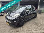 Peugeot 107 1.0-12V Accent | 12MND GARANTIE | AIRCO | NW APK, Auto's, Peugeot, Voorwielaandrijving, Euro 5, Stof, Gebruikt