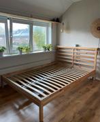 IKEA TARVA bedframe 140 x 200 cm incl. lattenbodem, Huis en Inrichting, Ophalen, Bruin, Tweepersoons, 140 cm