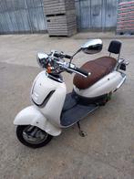 Scooter BELLA 50 RETRO, Zo goed als nieuw, Benzine, Ophalen, Overige merken