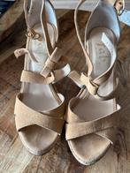 Prachtig sandalen van Fabienne maat 37, Kleding | Dames, Schoenen, Beige, Zo goed als nieuw, Fabienne Chapot, Sandalen of Muiltjes