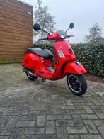 Dikke Vespa GTS 300, Scooter, 300 cc, Particulier, 1 cilinder