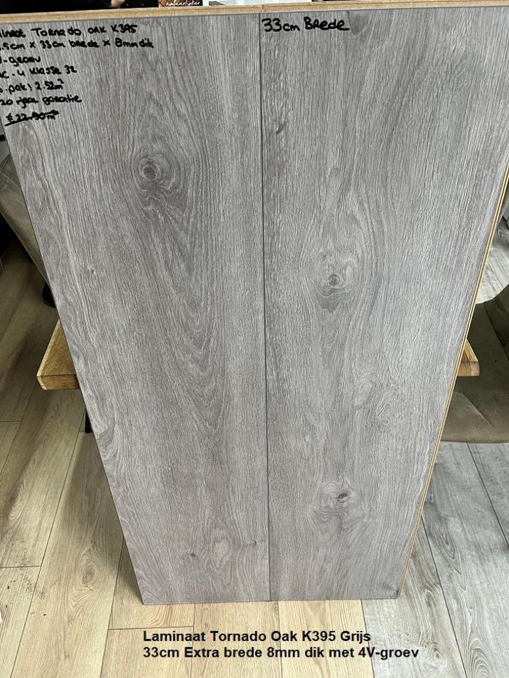 33cm brede Laminaat Tornado Oak K395 met Easy click syteem, Huis en Inrichting, Stoffering | Vloerbedekking, Nieuw, Laminaat, Grijs