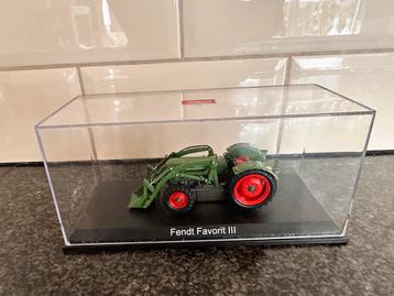 Fendt Favorit III FRONTLADER  – schaalmodel van Schuco beschikbaar voor biedingen