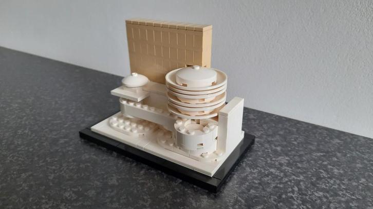 Lego Architecture 21004 Guggenheim Museum, Kinderen en Baby's, Speelgoed | Duplo en Lego, Zo goed als nieuw, Lego, Complete set