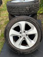 Nissan Qashqai  215/55/17, Auto-onderdelen, Banden en Velgen, Banden en Velgen, 17 inch, Ophalen of Verzenden, Personenwagen