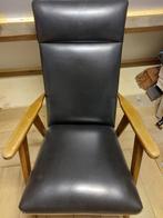 heerlijke vintage stoel in mooie staat vraagprijs 60 euro, Huis en Inrichting, Stoelen, Ophalen, Gebruikt, Zwart, Hout