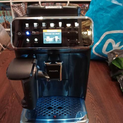 Philips Latte Go EP 5400 serie met 6 mnd garantie, Witgoed en Apparatuur, Koffiezetapparaten, Refurbished, Espresso apparaat, Ophalen of Verzenden