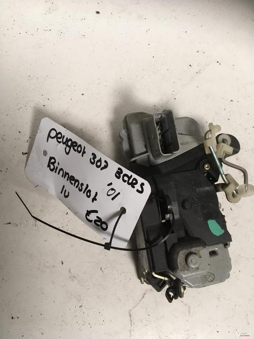 Peugeot 307 2001 Binnenslot linksvoor, Auto-onderdelen, Carrosserie en Plaatwerk, Gebruikt, Ophalen of Verzenden