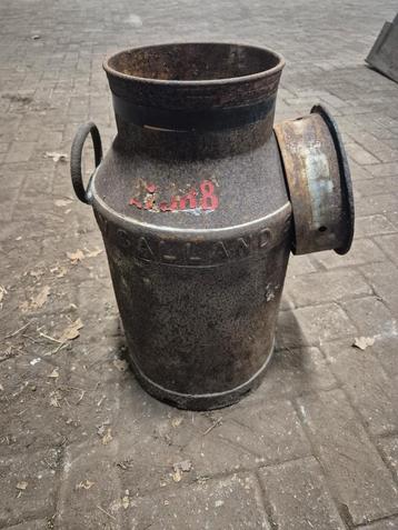 Melkbus, oude melkbus, brocante melkbus beschikbaar voor biedingen