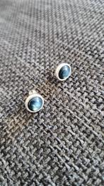 Qoss oorbellen zilver nieuw, Blauw, Nieuw, Ophalen of Verzenden, Knopjes of Stekers