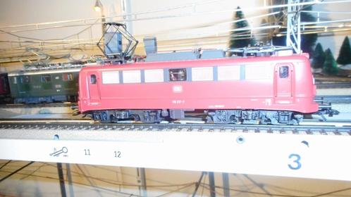 MARKLIN 3340 Duitse metalen eloc serie E 110 rood DB in ovp, Hobby en Vrije tijd, Modeltreinen | H0, Zo goed als nieuw, Locomotief