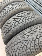 Een set uitstekende winterbanden 195/65R15 met velgen, Auto-onderdelen, Banden en Velgen, Gebruikt, 15 inch, Banden en Velgen