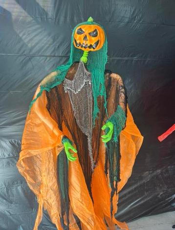 Halloween Pompoen Decoratie beschikbaar voor biedingen