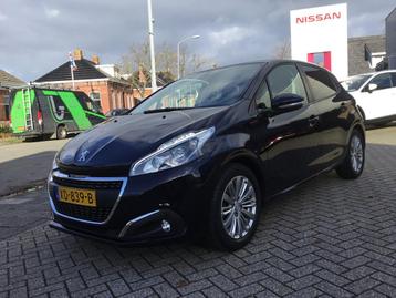 Peugeot 208 1.2 PureTech Signature (bj 2018) beschikbaar voor biedingen