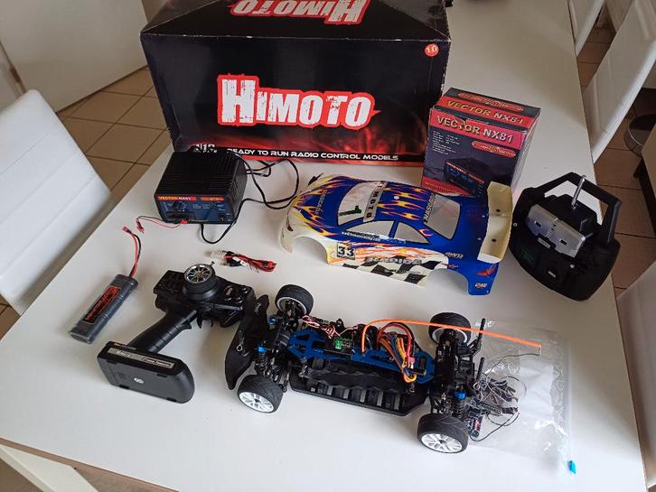 Himoto brushless motor 1/10 rc auto compleet set, Hobby en Vrije tijd, Modelbouw | Radiografisch | Auto's, Gebruikt, Auto onroad