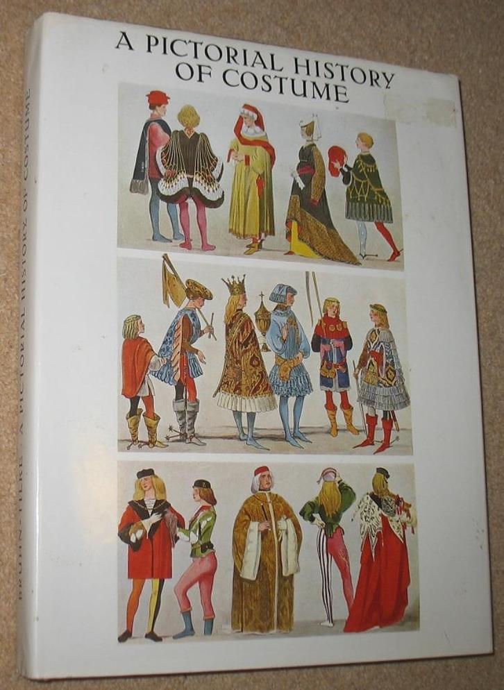 A pictorial history of costume; from antiquity to modern, Boeken, Geschiedenis | Wereld, Europa, Verzenden