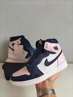 Jordan 1 High Atmosphere / Bubble Gum (W) (38), Nieuw, Ophalen of Verzenden, Nike Air Jordan, Roze