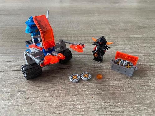 Lego -Nexo knights - 70310 - Knighton strijdblaster - comple, Kinderen en Baby's, Speelgoed | Duplo en Lego, Zo goed als nieuw