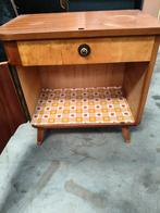 Vintage Houten Nachtkastje, Ophalen, Gebruikt, Minder dan 45 cm, 55 tot 70 cm