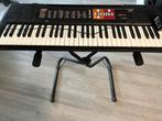 Mooie keyboard met onderstel werkt perfect, Muziek en Instrumenten, Keyboards, Ophalen of Verzenden, Zo goed als nieuw, 61 toetsen