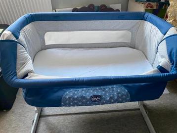 Mooie Chicco co-sleeper - zgan!  beschikbaar voor biedingen