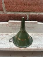Trechter donkergroen emaille met gouden bies, Antiek en Kunst, Ophalen of Verzenden