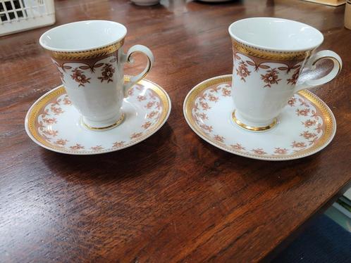 Vintage 2 kop en schotel Tirschenreuth Bavaria, Verzamelen, Porselein, Kristal en Bestek, Gebruikt, Kop en/of schotel, Ophalen