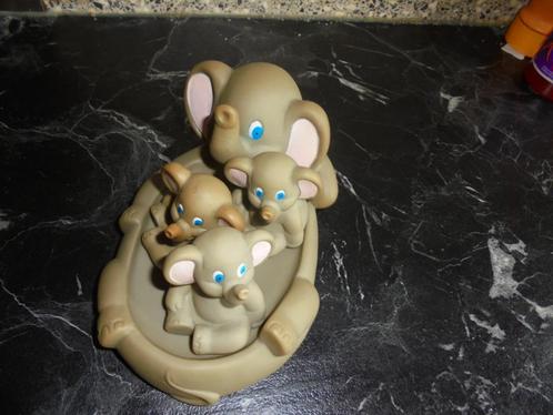 bad olifantjes moeder met 3 kalfjes, Kinderen en Baby's, Badjes en Verzorging, Nieuw, Overige typen, Overige merken, Ophalen of Verzenden