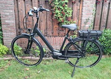 Elektrische damesfiets. Giant Entour E+. Middenmotor. beschikbaar voor biedingen