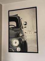 Fotoschilderij Fiat 500 oldtimer in zwarte lijst., Ophalen, Zo goed als nieuw, Schilderij, 75 cm of meer