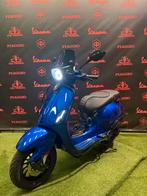 Vespa Sprint 2015 Brom! Custom Candy Blue Angel Eye Garantie, Fietsen en Brommers, Scooters | Vespa, Overige modellen, Ophalen of Verzenden