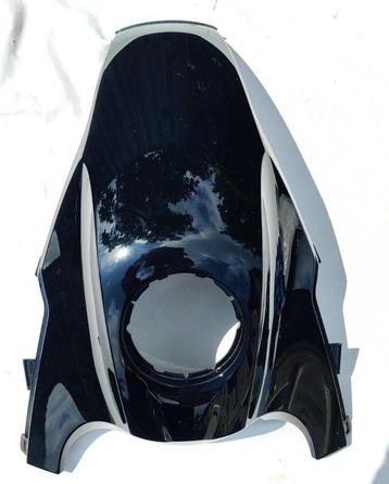 BMW R1200GS Tank cover 2004 en later . beschikbaar voor biedingen