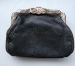 Antieke leren portemonnee met zilveren beugel, ca. 1900, Overige merken, Gebruikt, Zwart, Ophalen of Verzenden