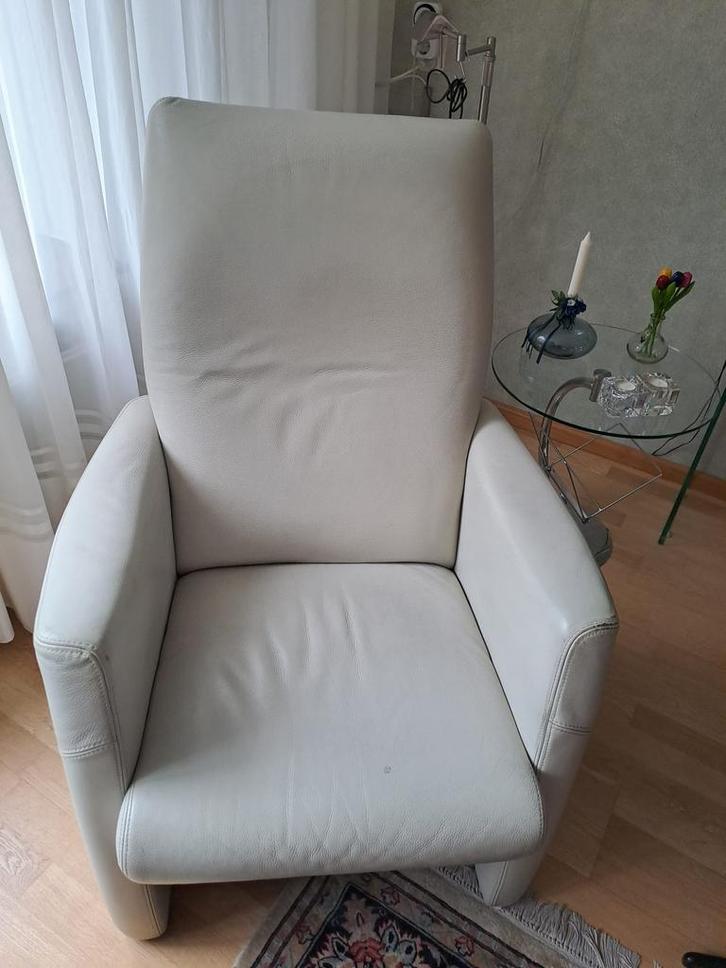Leren fauteuil wit, Huis en Inrichting, Fauteuils, Gebruikt, Leer, 50 tot 75 cm, Minder dan 75 cm, Ophalen