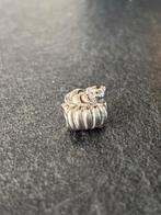 Orginele pandora kat op een mandje, Sieraden, Tassen en Uiterlijk, Bedels, Pandora, Ophalen of Verzenden, Zo goed als nieuw, 1 bedel