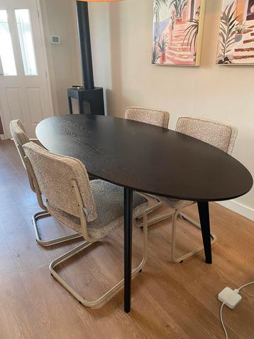 Fonq Bolt eetkamertafel
